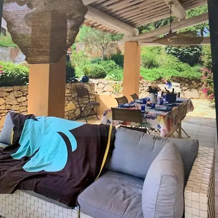 Superbe Avec Piscine Aux Portes De St Tropez Гассен
